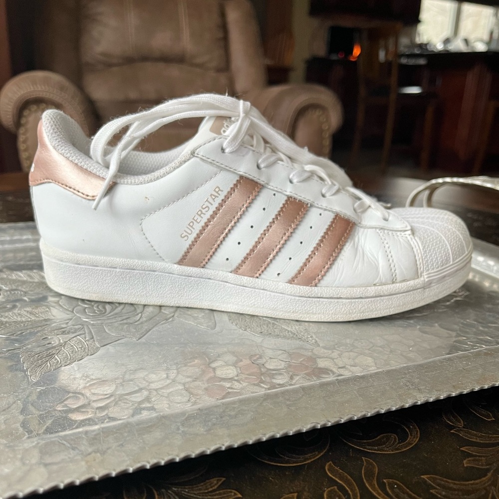 Women's Adidas Originals Superstar Rose Gold Metallic Sneakers - Picture 6 of 7